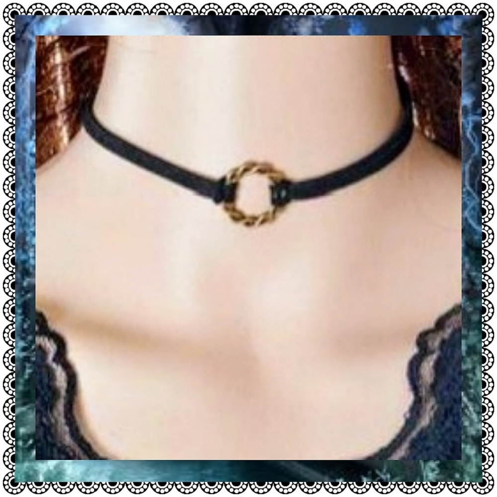 🛍 Ring choker, antique-look ring on sueded strap - Picture 2 of 5